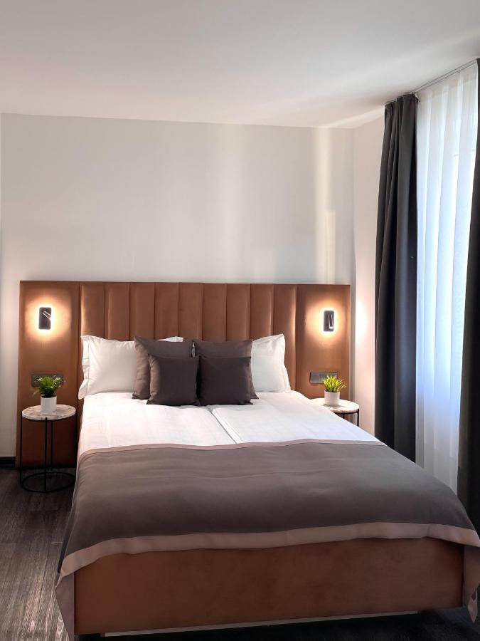 Bayer's Hotel 3*